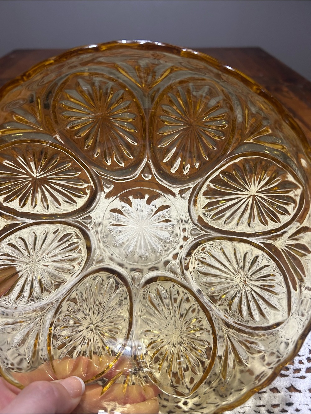 Star & Cameo Medallion Amber Glass Bowl